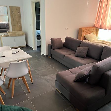 Deda Apartments Sarande Ngoại thất bức ảnh