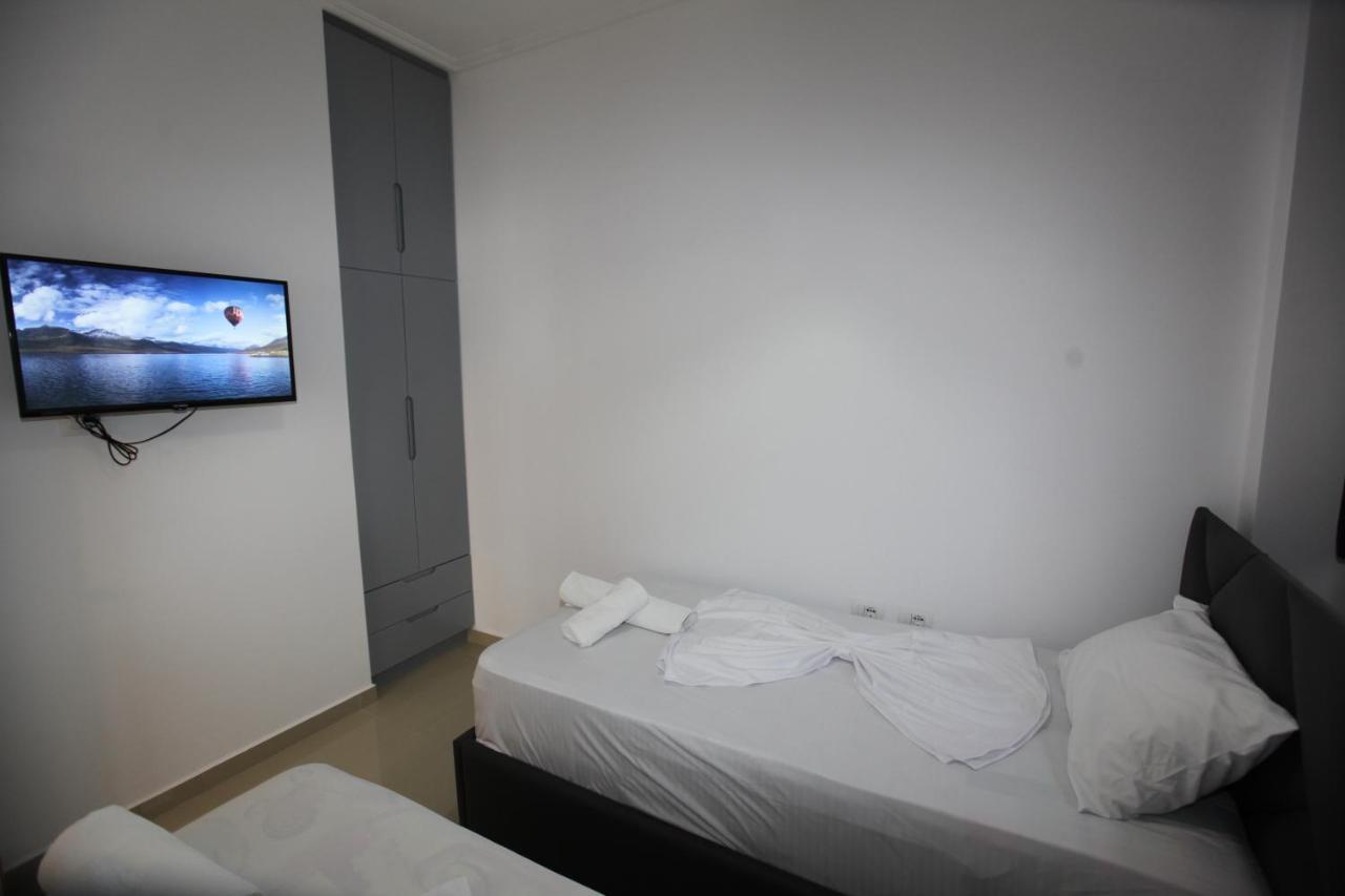 Deda Apartments Sarande Ngoại thất bức ảnh